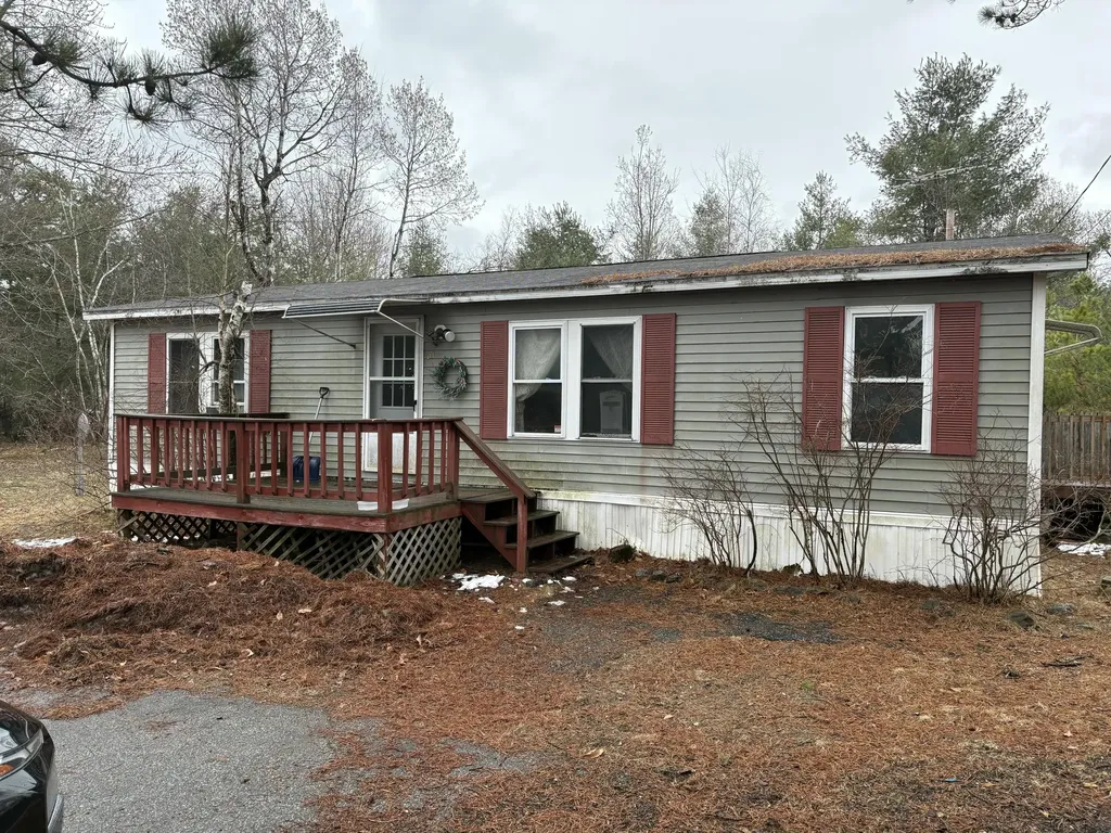 10 Sandville Road Limington ME 04049