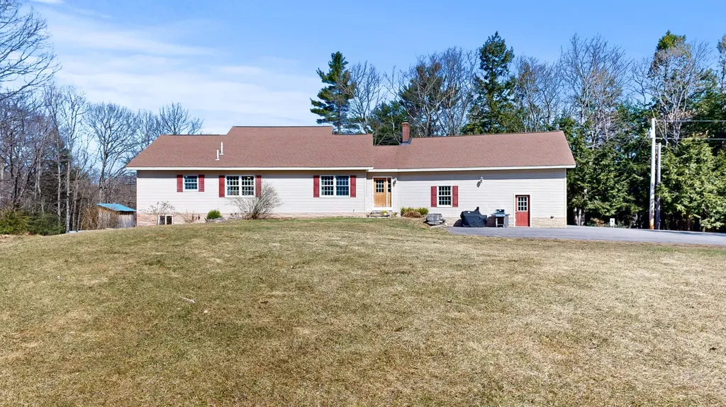 51 Asa Hutchinson Road Fayette ME 04349