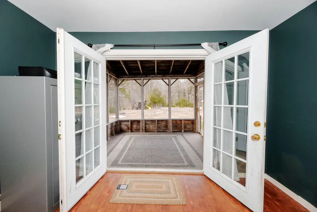 129 Bailey Hill Road New Sharon ME 04955