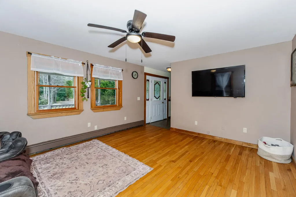 129 Bailey Hill Road New Sharon ME 04955