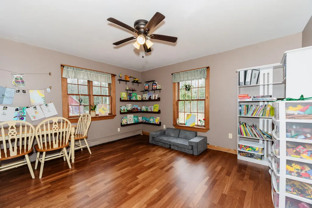 129 Bailey Hill Road New Sharon ME 04955