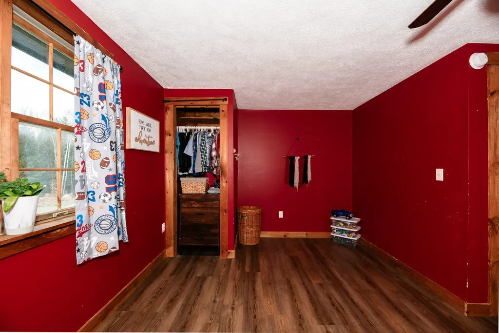 129 Bailey Hill Road New Sharon ME 04955