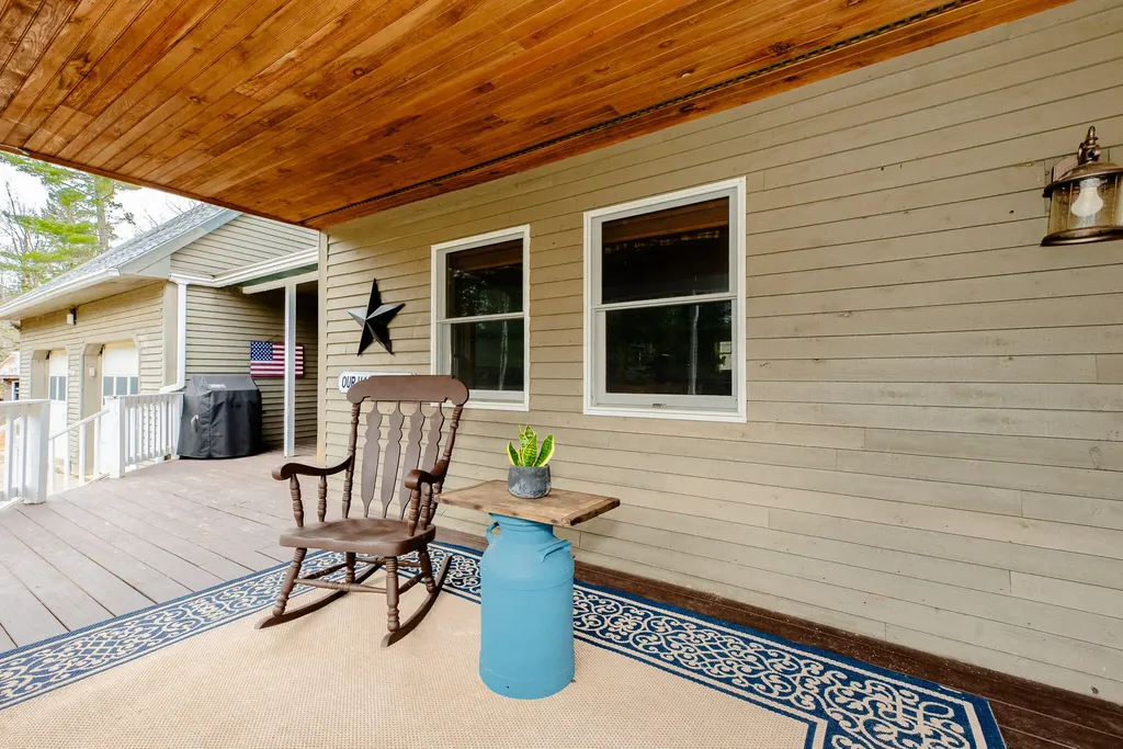 129 Bailey Hill Road New Sharon ME 04955