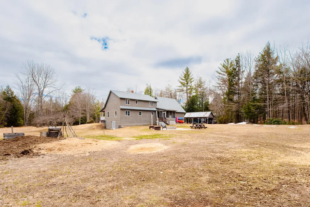 129 Bailey Hill Road New Sharon ME 04955