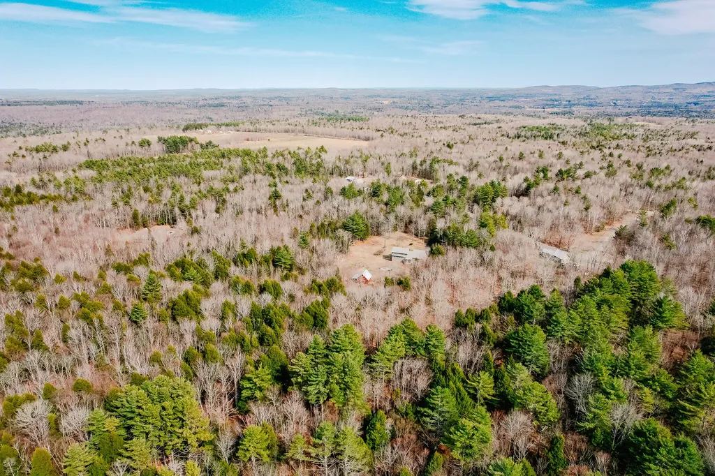 129 Bailey Hill Road New Sharon ME 04955