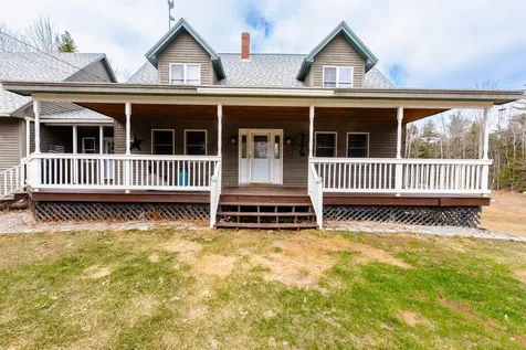 129 Bailey Hill Road New Sharon ME 04955