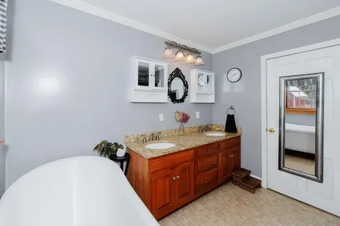 129 Bailey Hill Road New Sharon ME 04955