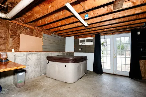 129 Bailey Hill Road New Sharon ME 04955