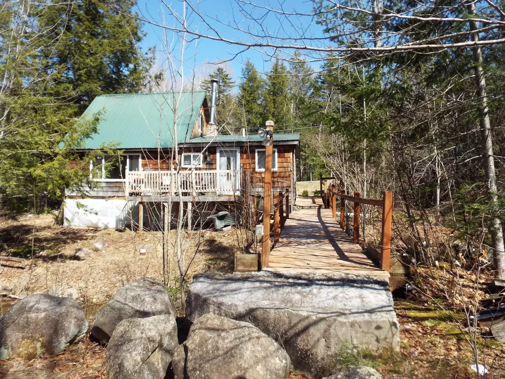894 Greeley's Landing Road Dover-foxcroft ME 04426