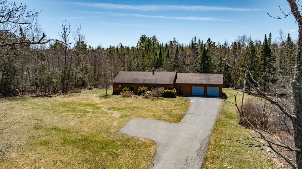 647 Meadow Road Hampden ME 04444