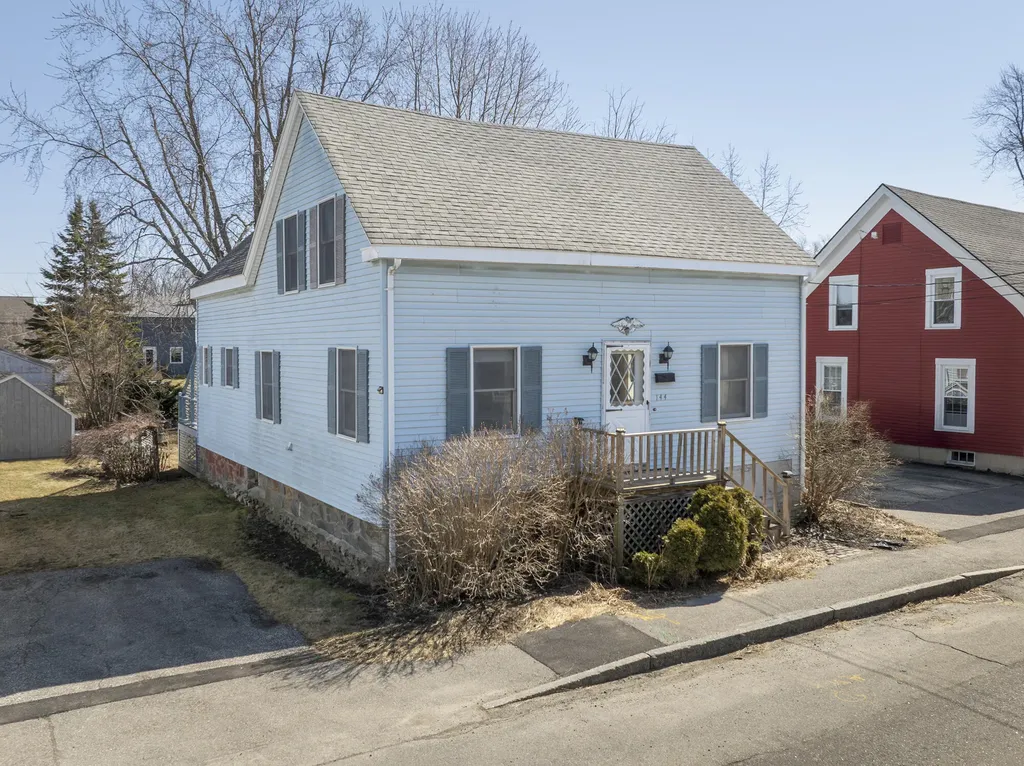 144 Sawyer Street South Portland ME 04106