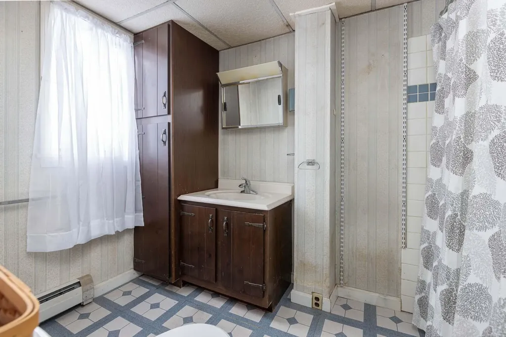 144 Sawyer Street South Portland ME 04106