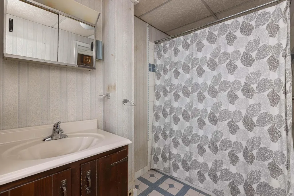 144 Sawyer Street South Portland ME 04106