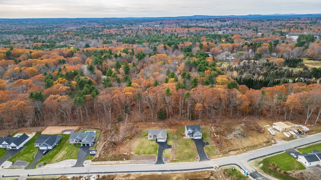 31 Woodbrey Lane Standish ME 04084