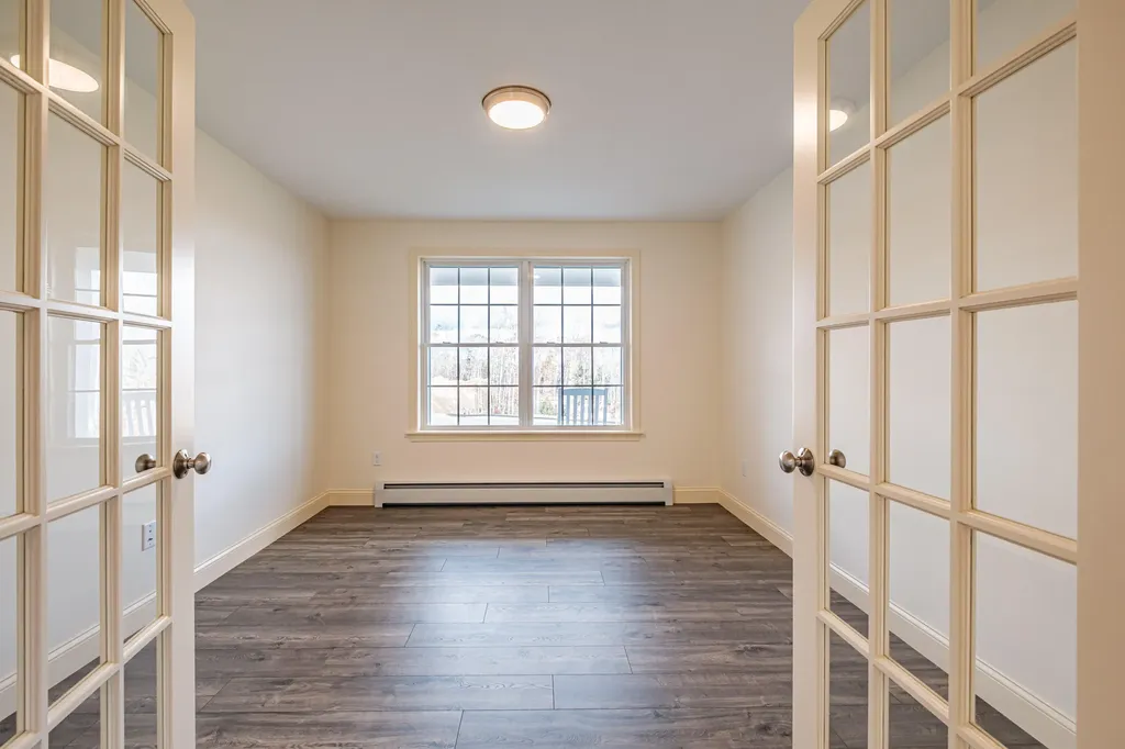31 Woodbrey Lane Standish ME 04084