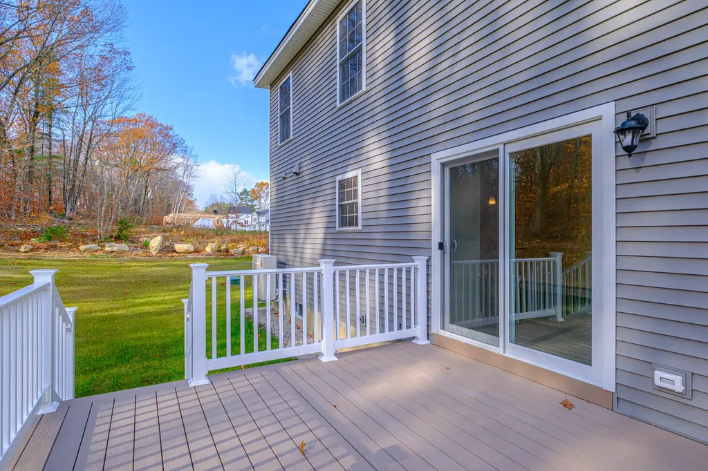 31 Woodbrey Lane Standish ME 04084