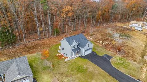 31 Woodbrey Lane Standish ME 04084