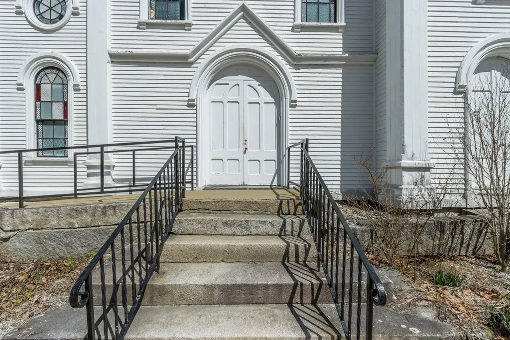 16 Fosterville Road Bridgton ME 04009
