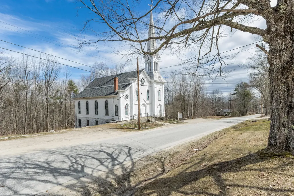 16 Fosterville Road Bridgton ME 04009