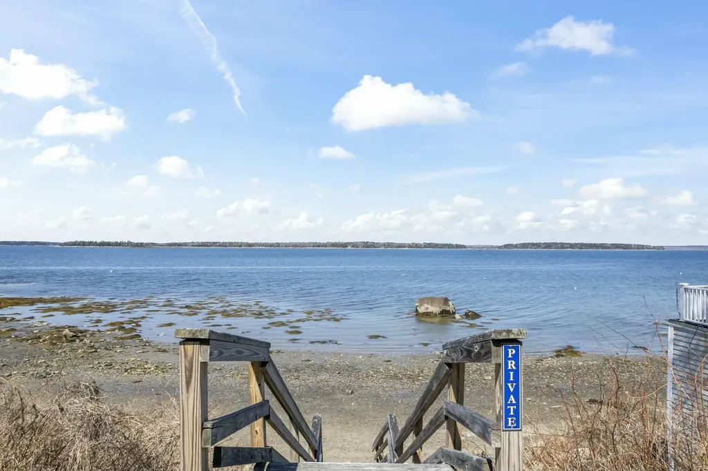 77 Birchmere Lane Harpswell ME 04079