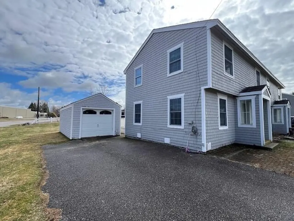 4 Windward Way Cutler ME 04626