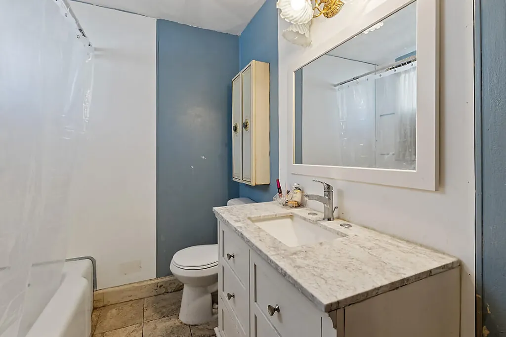 18 Pleasant Street Waterville ME 04901
