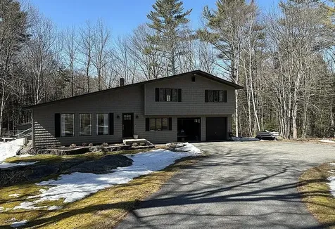 31 Merrill Road Freeport ME 04032