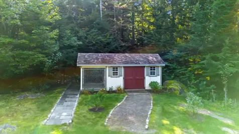 18 Wedgewood Drive Oakland ME 04963