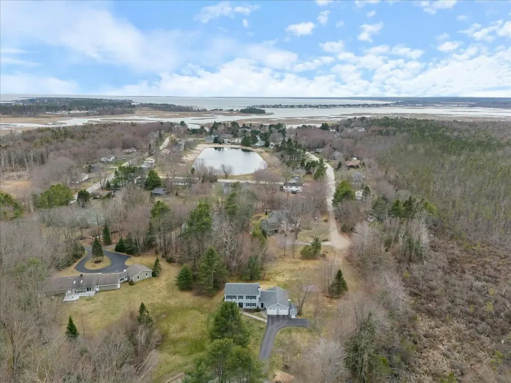 13 Hampton Circle Scarborough ME 04074