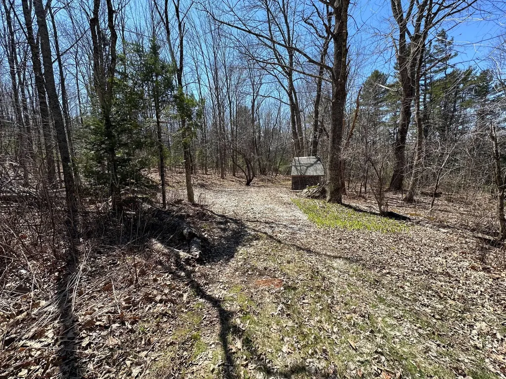 143 Old Union Road Washington ME 04574