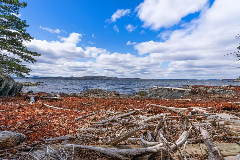 12D, 12i Mildred Grace Road Islesboro ME 04848