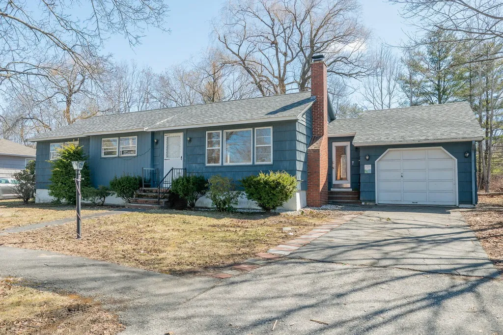 9 Wayside Road Portland ME 04102