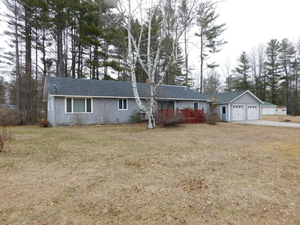 16 Pine Street Milo ME 04463