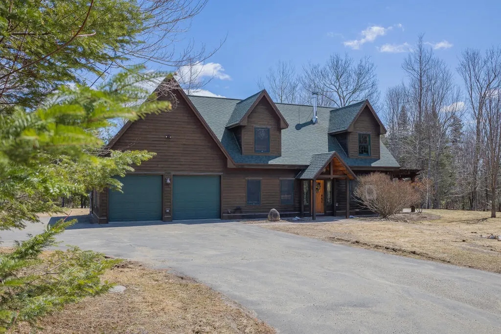 8 Sunset Lane Kingfield ME 04947