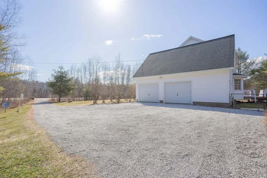 197 Granite Heights Farmington ME 04938