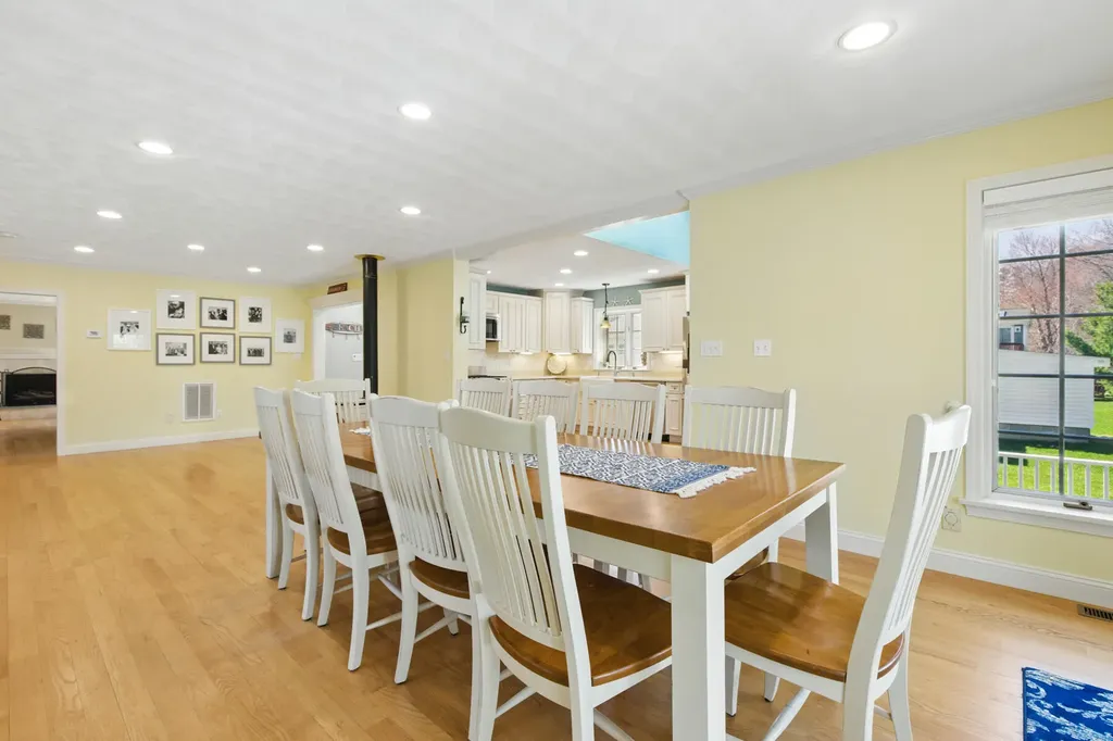 98 Bourne Avenue Wells ME 04090