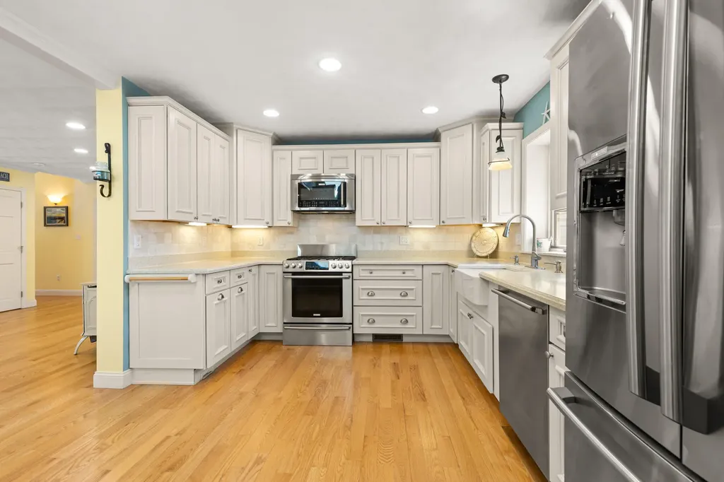 98 Bourne Avenue Wells ME 04090