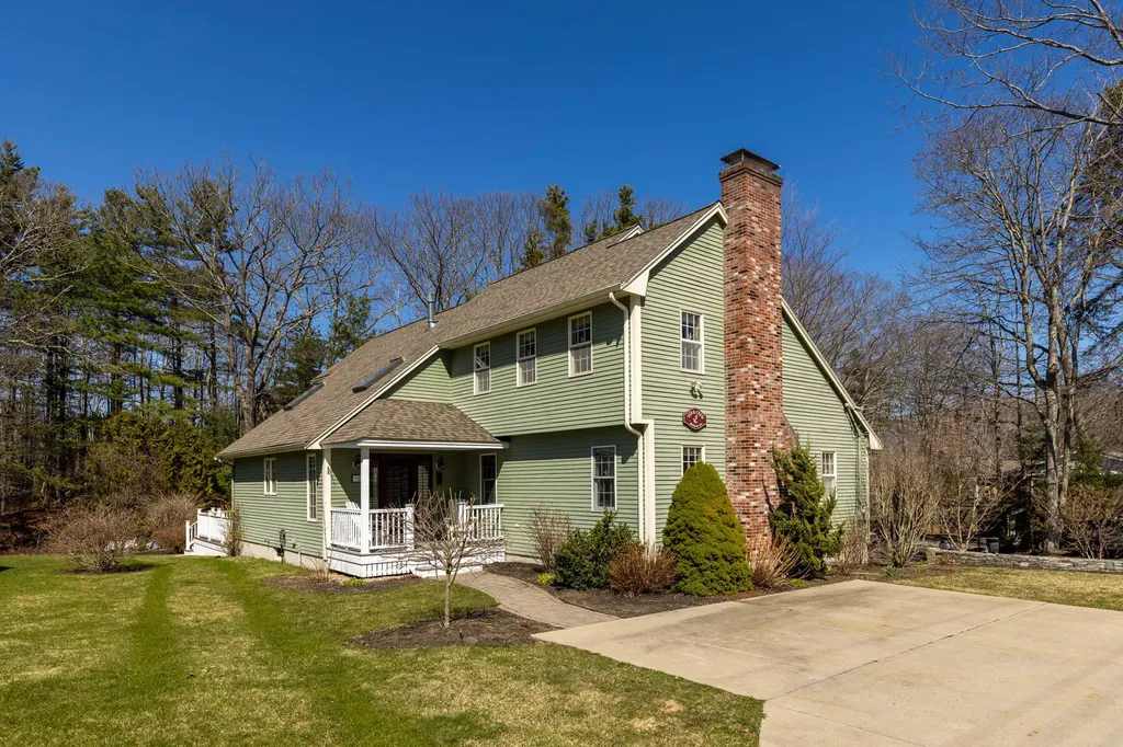 98 Bourne Avenue Wells ME 04090