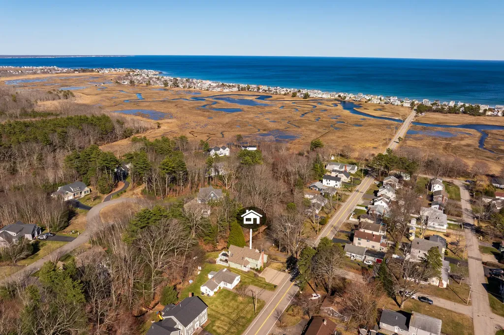 98 Bourne Avenue Wells ME 04090