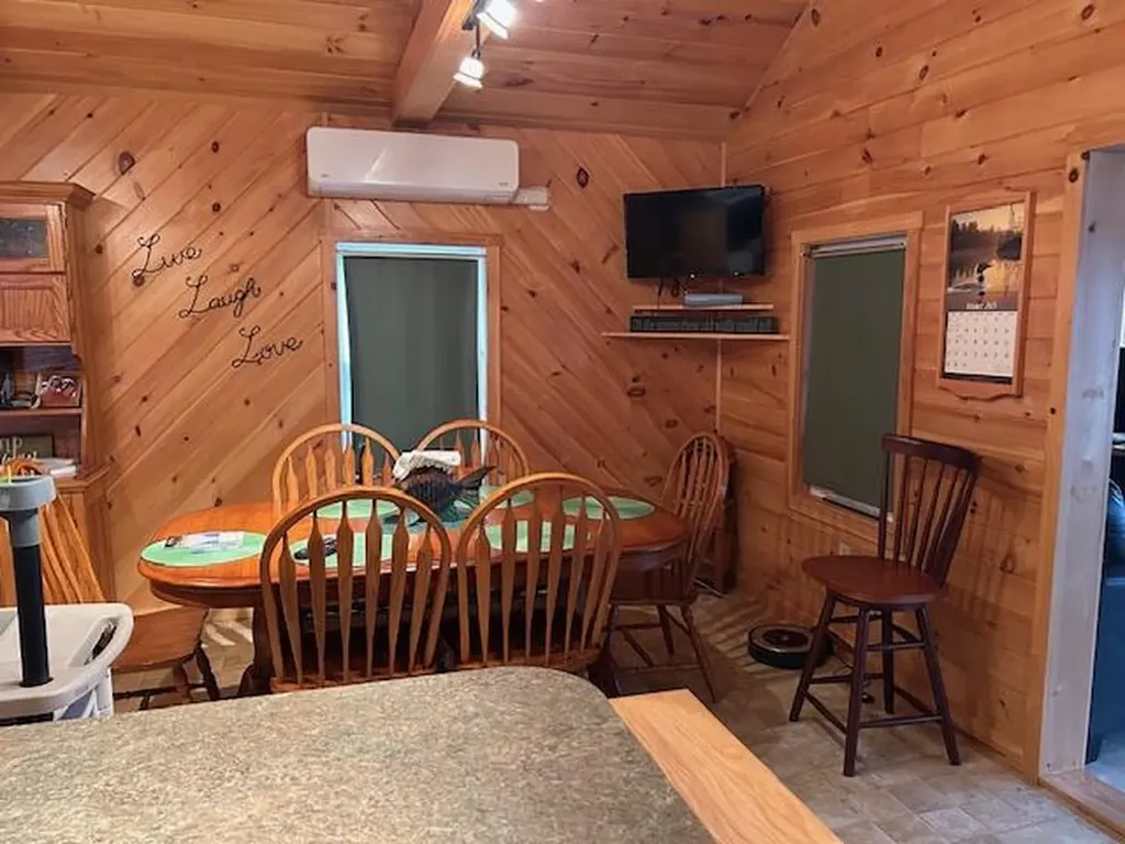 28 Valentine Lane Dexter ME 04930