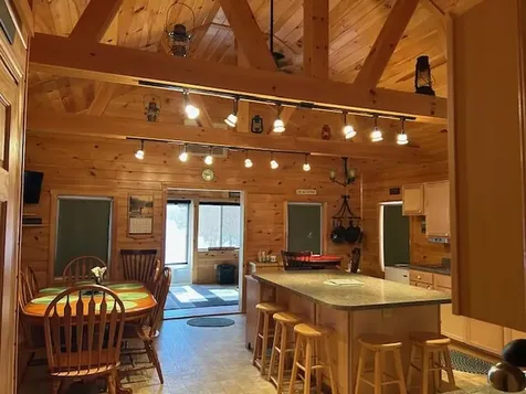 28 Valentine Lane Dexter ME 04930