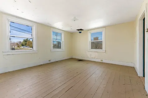 76 Fish Street Thomaston ME 04861