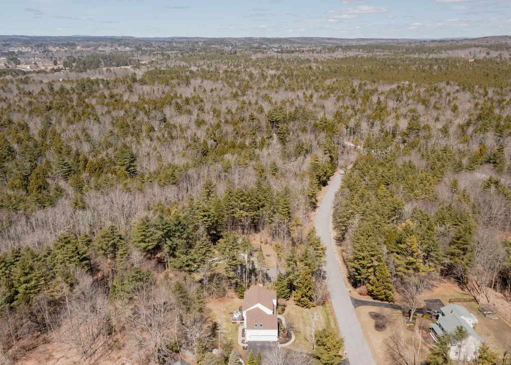 33 Idlewood Drive Cumberland ME 04021