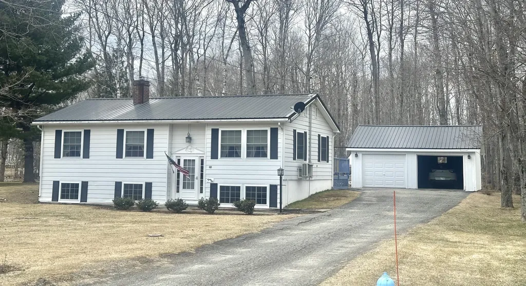 81 Minuteman Drive Millinocket ME 04462
