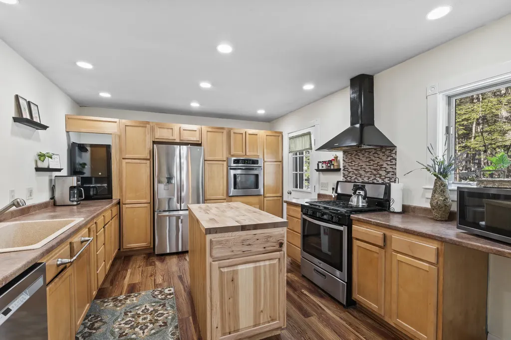 11 Campbell Drive Bridgton ME 04009
