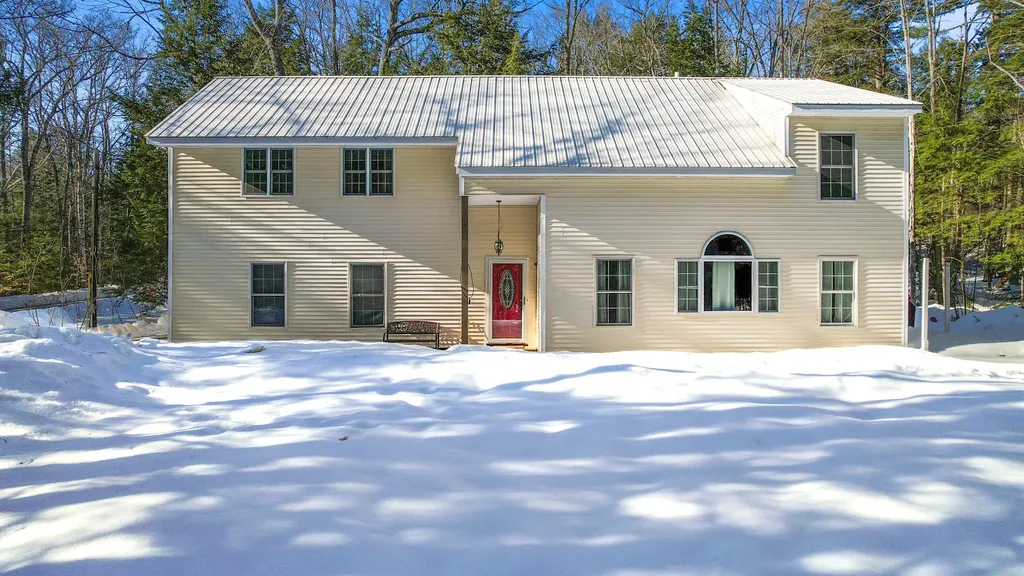 11 Campbell Drive Bridgton ME 04009