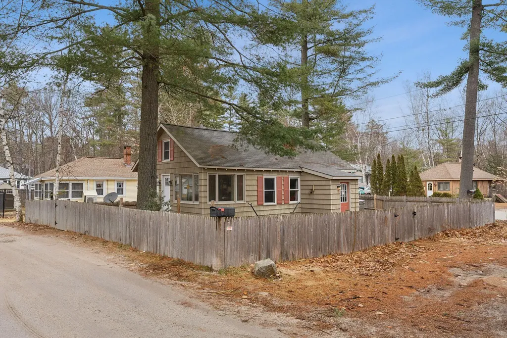 65 Anglers Road Windham ME 04062
