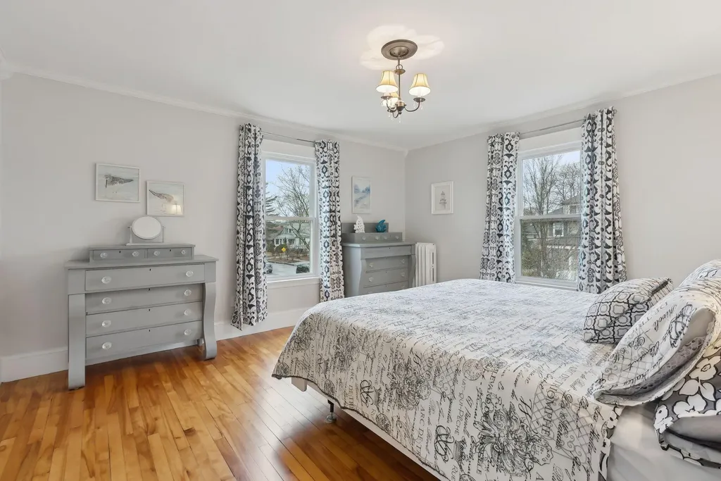 41 Caleb Street Portland ME 04102
