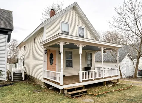 24 Franklin Street Bucksport ME 04416