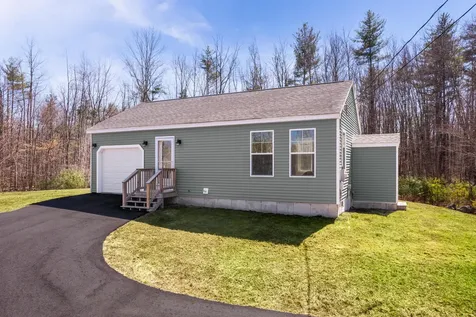 734 River Road Eliot ME 03903